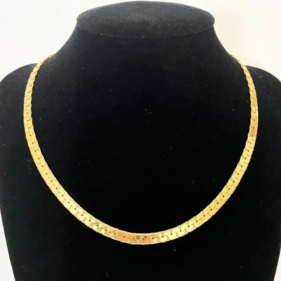 Jewelry - 18k Gold Plated 16” Necklace
